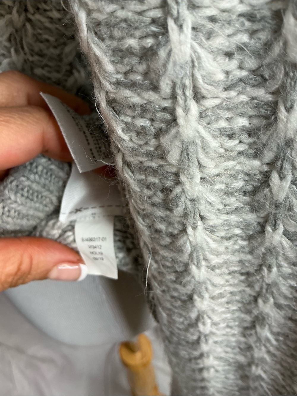 2296 - Textured Crewneck Sweater in Light Gray - Picture 7 of 7